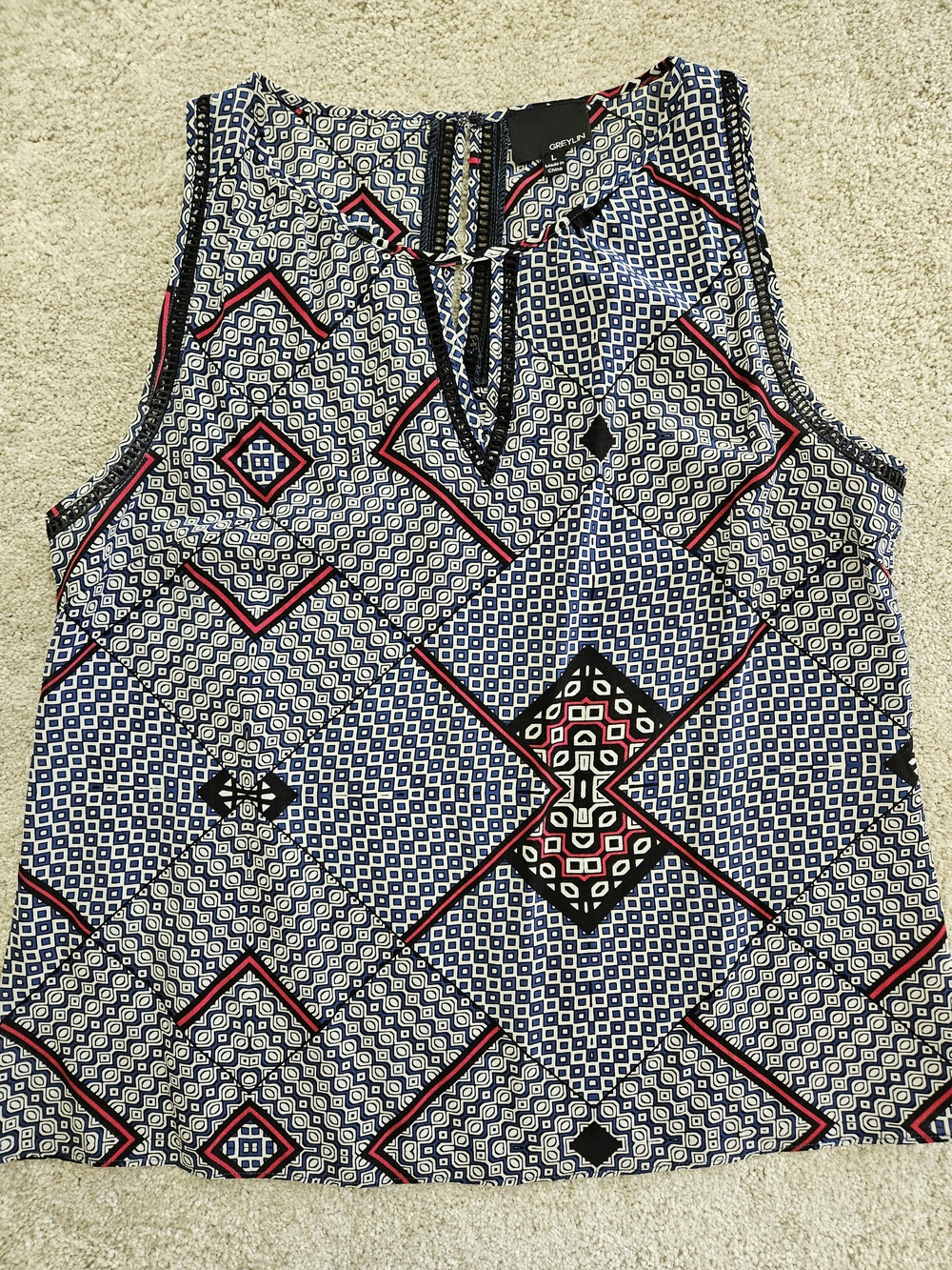 Sleeveless Geo Print Women's Top — Navy, White & Red